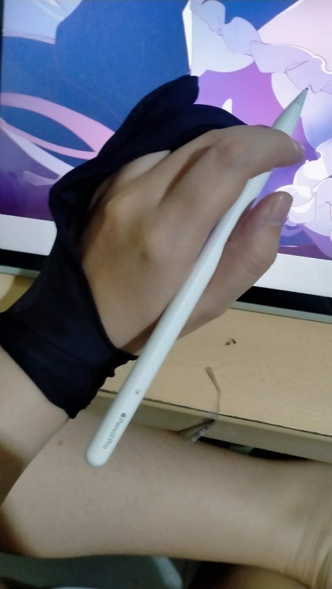 Về đúng lúc mình đang làm việc. Đeo vừa vặn lắm nha. 
Cảm ơn sốp nhiều