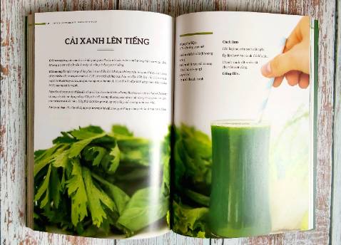 Cho đến ngày mình tìm thấy blog juicylife.vn của chị Huyền, mình hiểu hơn Juice không còn đơn thuần là nước ép cam, ép bưởi trước kia nữa mà nó là cả thế giới sắc màu được ép từ vô vàn những rau củ quả. Juice không đơn giản chỉ để giải khát nữa mà Juice là cách nhanh nhất và đơn giản nhất giúp cơ thể của mình khỏe hơn, tươi mới hơn với dinh dưỡng, vitamin và enzyme sống từ rau củ quả.
Nguyễn Huyền - Trưởng nhóm Chăm sóc khách hàng thương hiệu True Juice