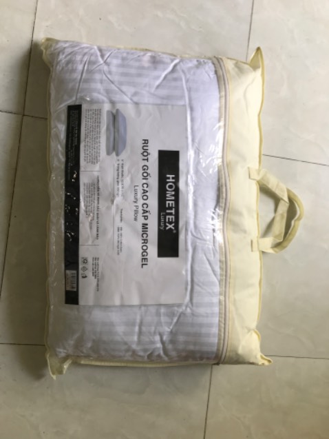 Nằm êm nhưng ruột gối thấp nên cho thêm bông gòn vào thêm nằm sẽ êm hơn