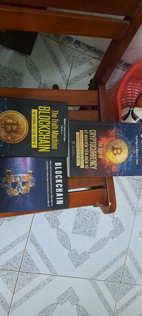 sách dày cực hiệu quả cho mọi người mong muốn làm giàu nhé ( không có hình nên lấy đại)