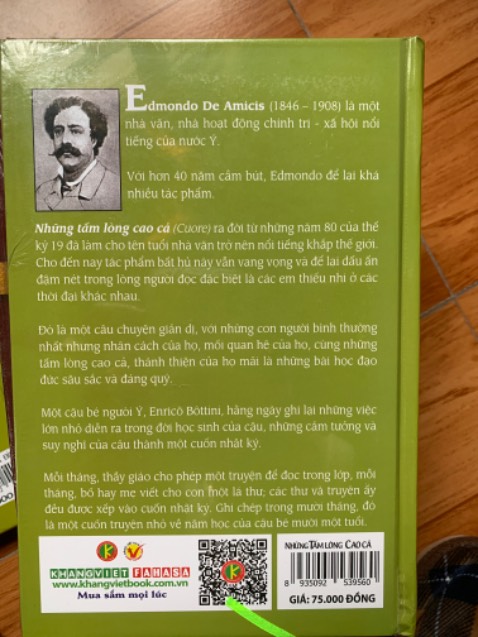 Giao hàng lâu nhưng sách nhẹ, rất mới, nguyên steal mình chưa dám bóc