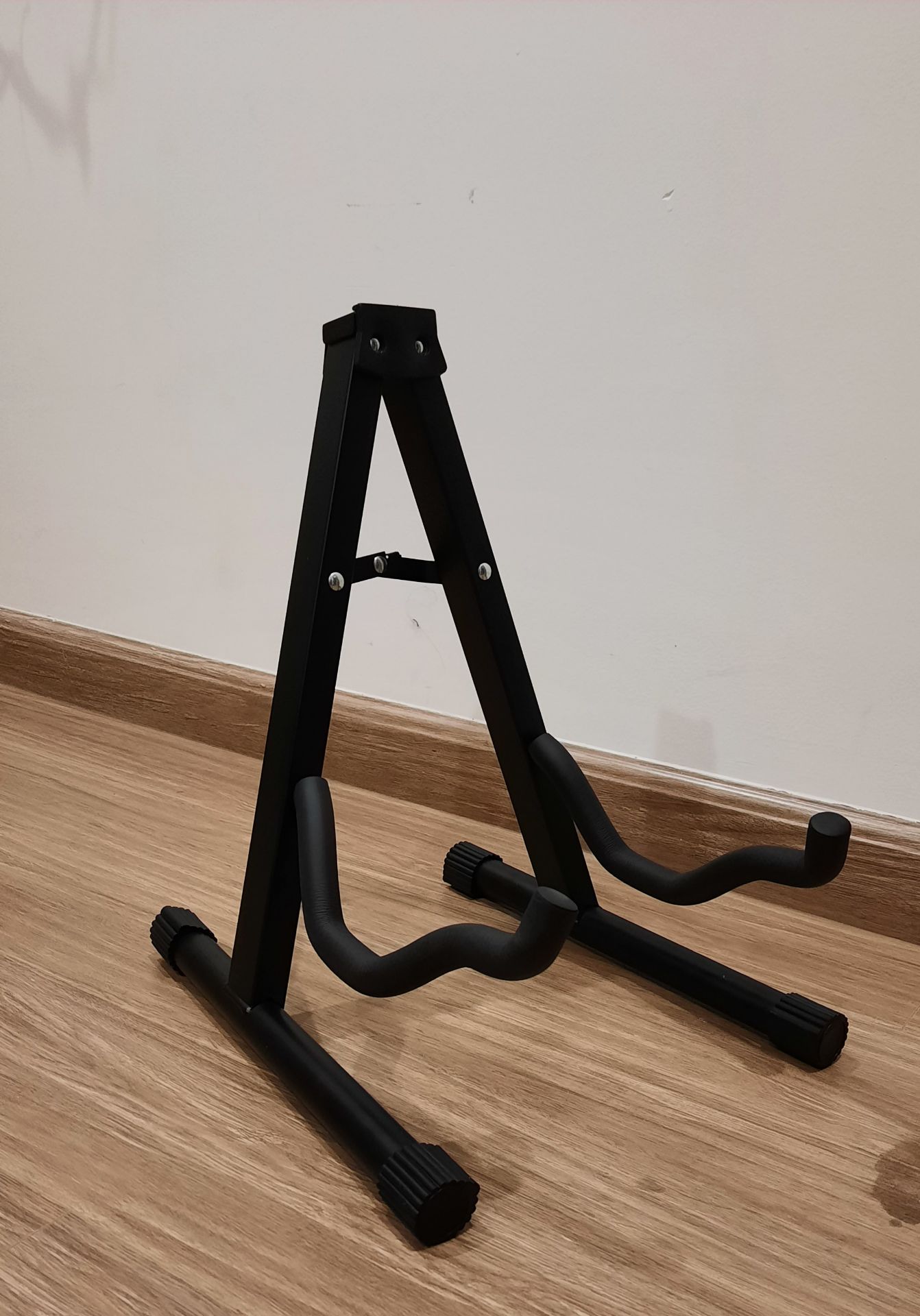 Giao hàng cực nhanh, đóng gói cẩn thận, sản phẩm gọn nhỏ, giá hợp lý nhưng đảm bảo kỹ, mỹ thuật.