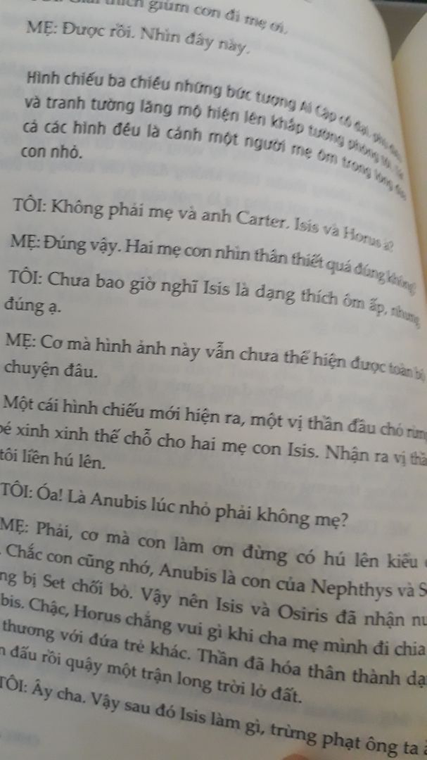 Sách được bao bọc kĩ và cẩn thận ạ