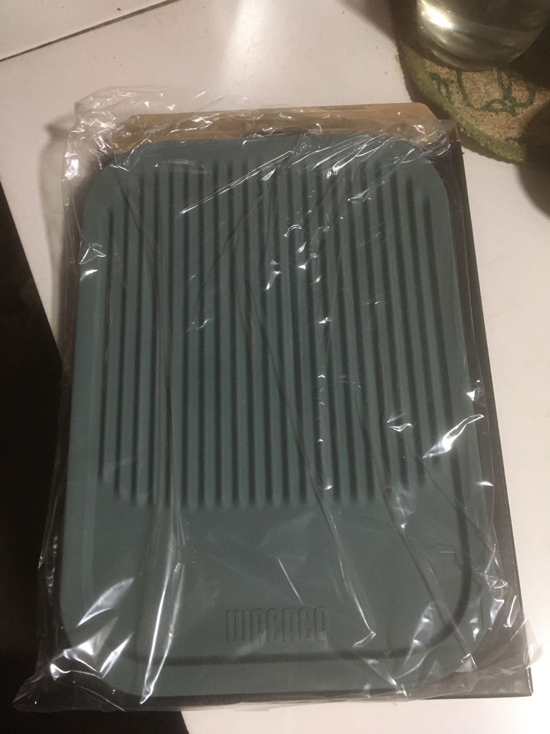 Hàng dầy dặn chất lượng, như quảng cáo khá ưng ý, hộp khá đẹp