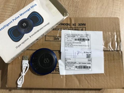 Shop giao hàng sai sản phẩm lần 1 mình thông cảm yêu cầu đổi trả mà lần 2 lại tiếp tục giao sai sản phẩm. Quá thất vọng!