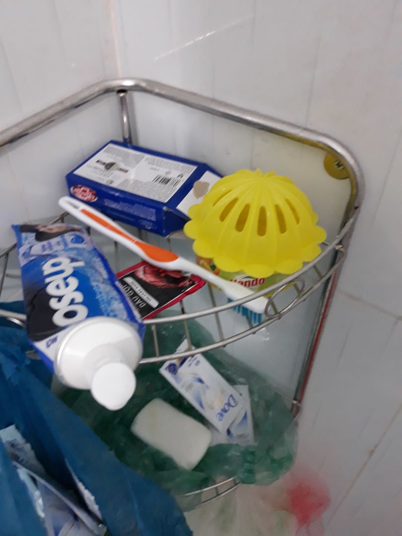 sáp ko có mùi thơm mấy. đc 2 ngày đầu. giờ để tháng rồi vẫn ko thơm phòng.chịu TiKi