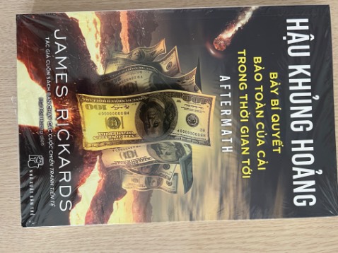 Đóng gói cẩn thận. Không bị cong hay hư hại. Chưa đọc nội dung nên chưa đánh giá. Giao hàng nhanh.