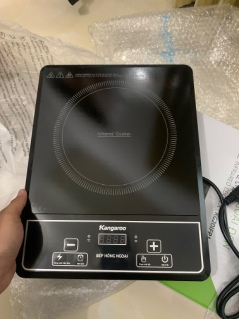 Gói hàng rất kỹ, nhân viên giao hàng cũng dễ thương lần đầu mua trên Tiki thấy rất là oke về chất lượng phục vụ còn bếp sử dụng bền không thì phải chờ