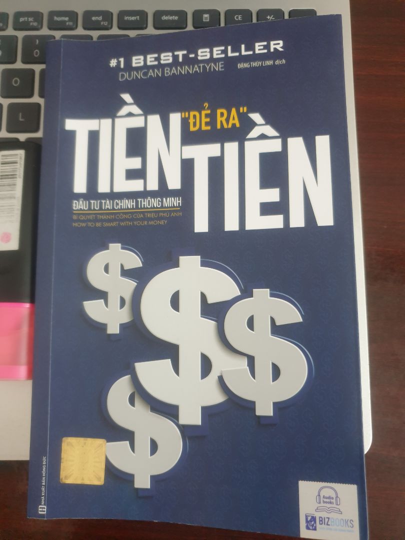 Cuốn sách hay đối với người chưa có thói quen Nghĩ về tiền một cách đúng đắn và thiết lập kế hoạch tài chính cho tương lai, đặc biệt là người trẻ hay có chi tiêu phung phí, không có kế hoạch và quý trọng đồng tiền. Tuy có một số loại hình tiền tệ và quy luật thu nhập chi tiêu chưa thật sự phù hợp tại nước ta. Nhưng người đọc sẽ hiểu thêm về lý thuyết tiền tệ, cách kiếm tiền, cách tiết kiệm tiền và đầu tư thông minh cho tương lai. Đúng như nội dung sách đã viết "Chìa khóa thông minh trong chuyện tiền nong không phải là kiếm nhiều tiền hơn mà là sử dụng chúng như thể nào".