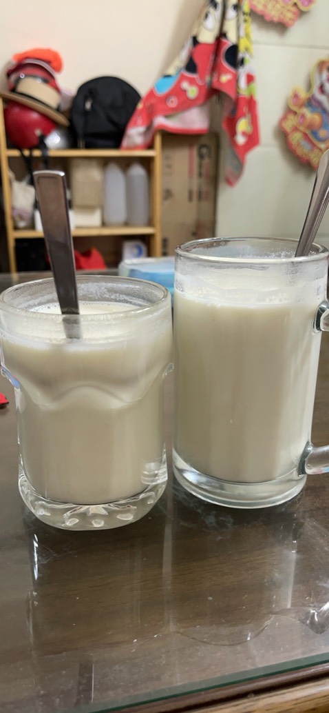 Động cơ mạnh. Đa năng. Dễ sử dụng. Cứng cáp. Chất lượng tương xứng thương hiệu. Máy có chế độ tự vệ sinh. Thấy nhiều ng nhận xét bị trào. Nhưng trào hay không là do lượng nước mình cho vào. Nói chung k có gì để chê. “Xức xắc”