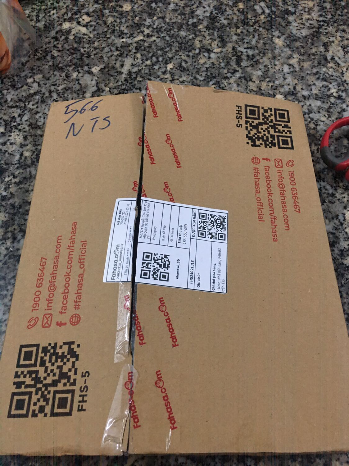 Giao hàng nhanh , đóng hộp bao sách kĩ