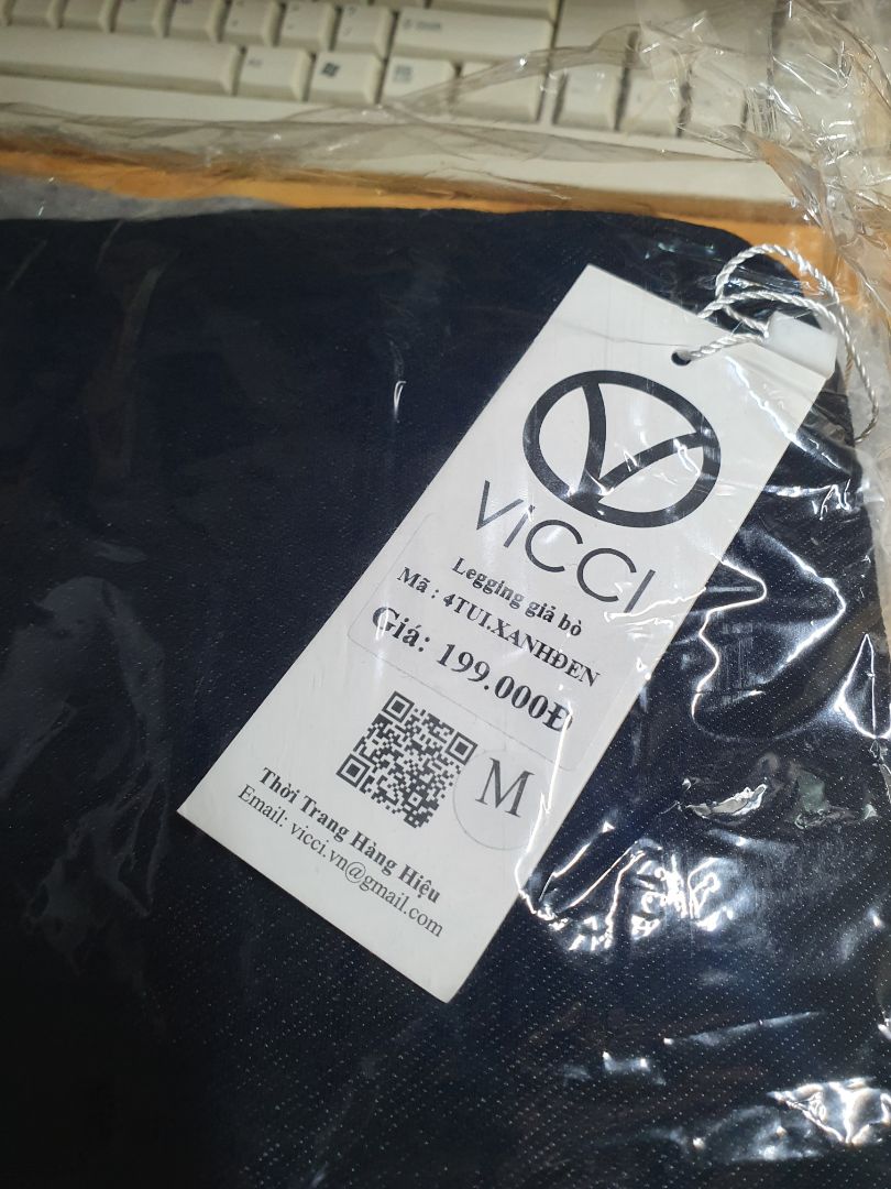 Mua sale tính cả ship là 76k. Hàng nhận được khá hài lòng.