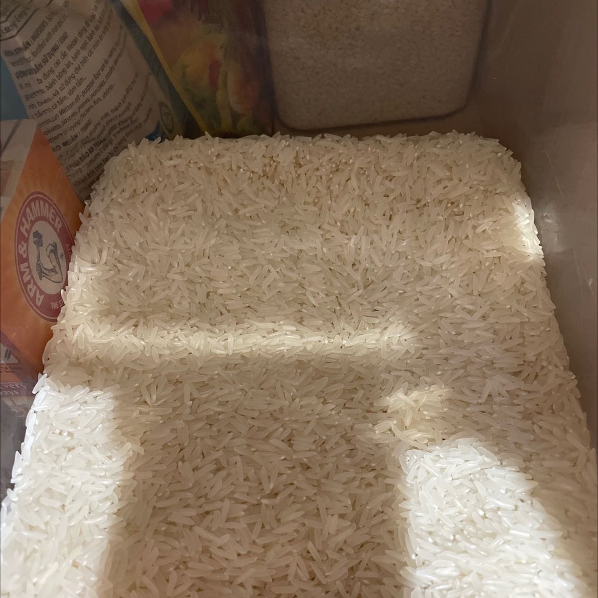 Mình thích gạo này hơn st25 vì không bị quá dẻo, giá cả hợp lý. Hàng này bán chạy nên date luôn mới