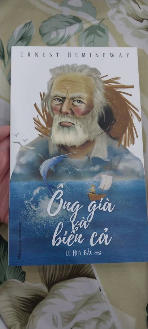 Màu sắc ổn phết, sắc nét nữa mà hên cũng săn sale nữa nên giá rất ngon