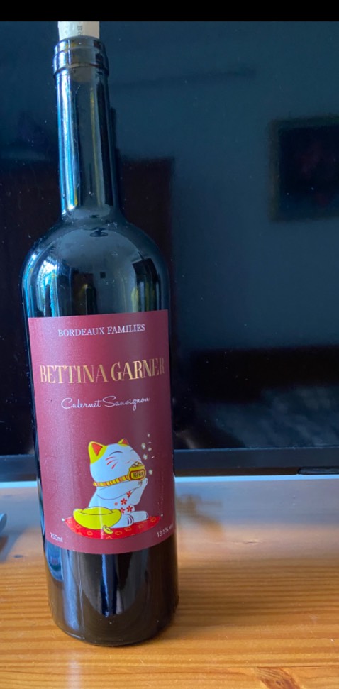 Dầu ăn thơm, chất lượng tốt cho Sk. Mọi người nên dùng.
Tiki trading bán hàng tốt, giao hàng nhanh, giá giảm chút nữa thì tốt hơn.