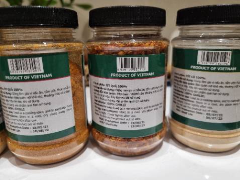 Hôm nay 9/2 mà ngày hết date là tháng 7 rồi. Còn dưới 6 tháng mà cũng bán cho khách hàng được