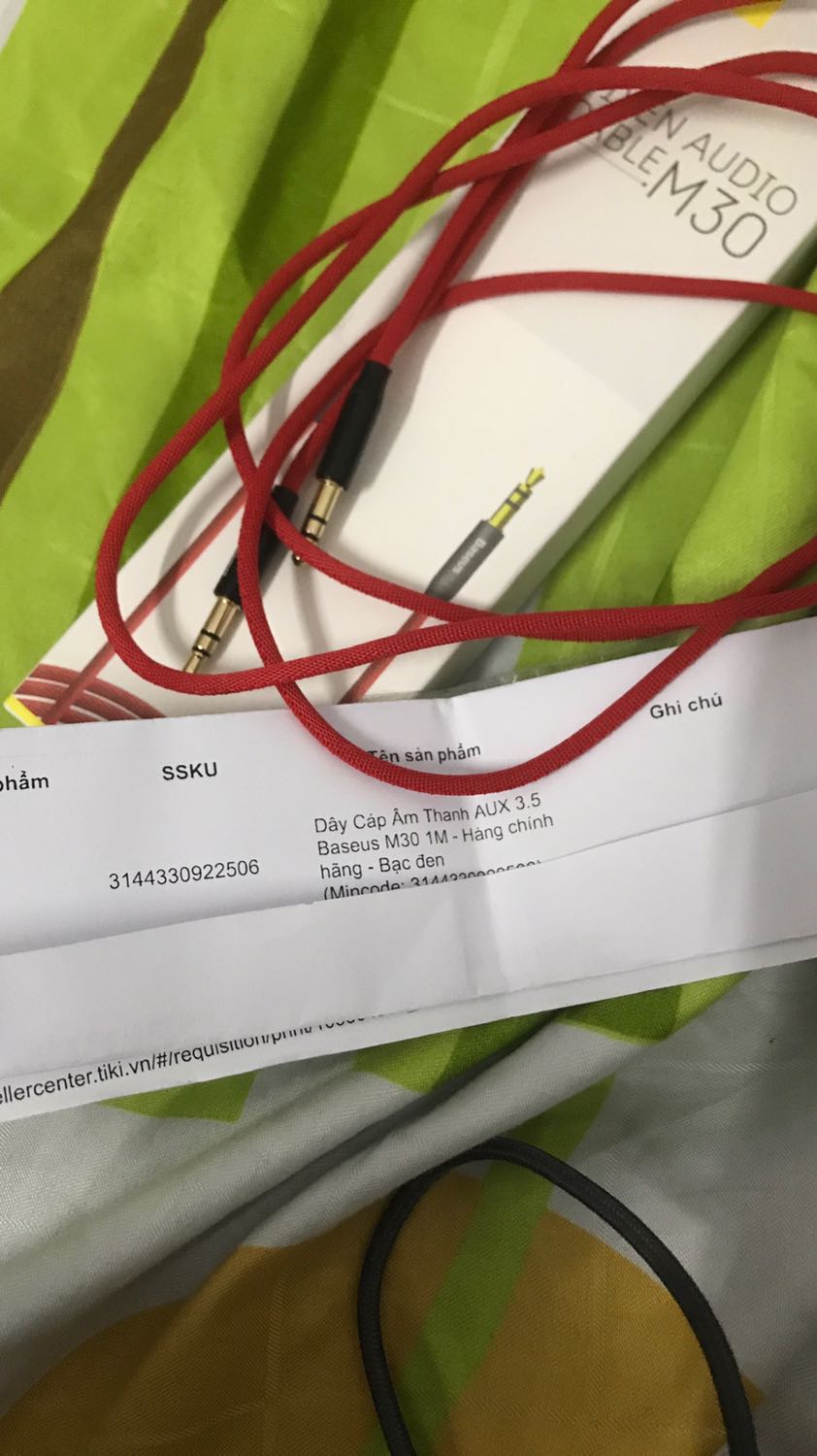 Đặt Bạc Đen thì gửi Đỏ
Trên hộp còn ghi rõ là Bạc Đen nữa chứ????
Shop *** khách hàng à
Tiki nên làm rõ việc này!