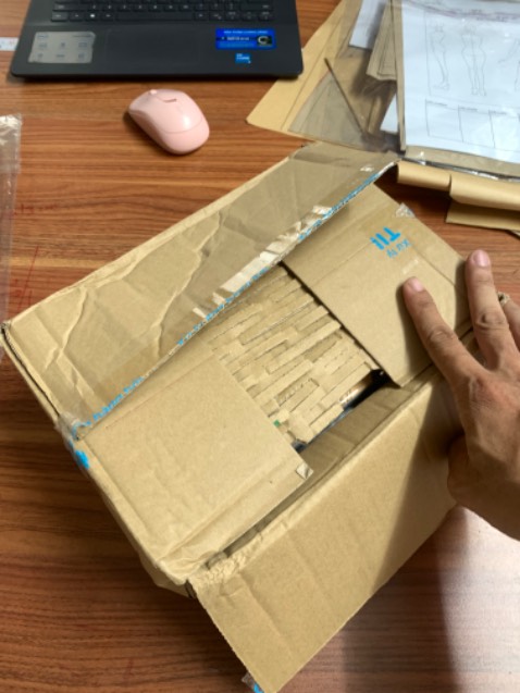 Sách dành cho các bạn có tuổi thơ, quá khứ không được tốt đẹp đọc sẽ thấm hơn và đút kết ra được bài học để tránh được "sang chân tâm lý" trong tương lai so với các bạn có tuổi thơ đẹp.