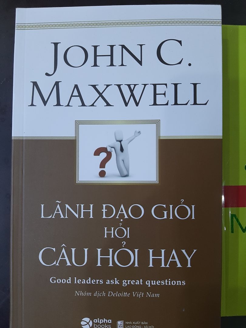 Mình mua combo này cách đây không lâu. Tuy nhiẻn cũng chỉ mới đọc được cuốn Bí mật của may mắn.
Đối với cá nhân mình thì đây là cuốn sách ý nghĩa, mang đến cho người đọc ý niệm "May mắn là sự chuẩn bị gặp cơ hội".
Tiki giao hàng nhanh, chất lượng giấy tốt, sách mới tinh không tì vết. Nhân viên rất lịch sự và dễ thương.
Cuốn Lãnh đạo giỏi hỏi câu hỏi hay mình sẽ chia sẻ sau khi đọc xong nhé!