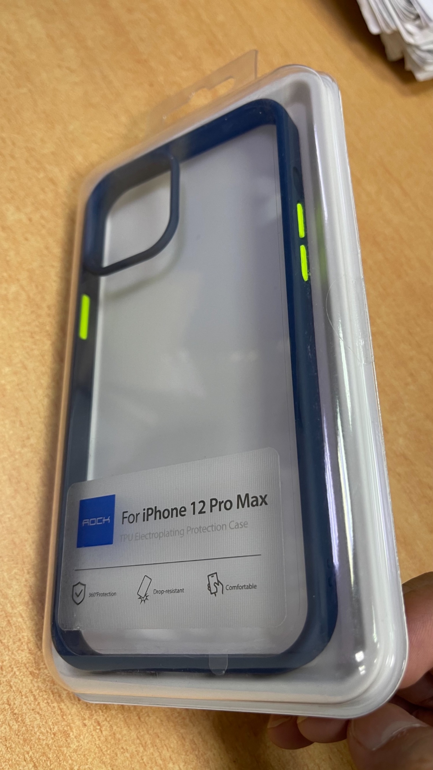 Hàng đẹp, đúng y như hình mẫu. Ôm khít vừa vặn máy. Vòng bảo vệ camera gờ cao hơn lens nên đảm bảo không bị cạ lens khi để máy trên bàn.
Tiki giao hành nhanh. Hàng đẹp, đúng y như hình mẫu. Ôm khít vừa vặn máy. Vòng bảo vệ camera gờ cao hơn lens nên đảm bảo không bị cạ lens khi để máy trên bàn.
Tiki giao hành nhanh.