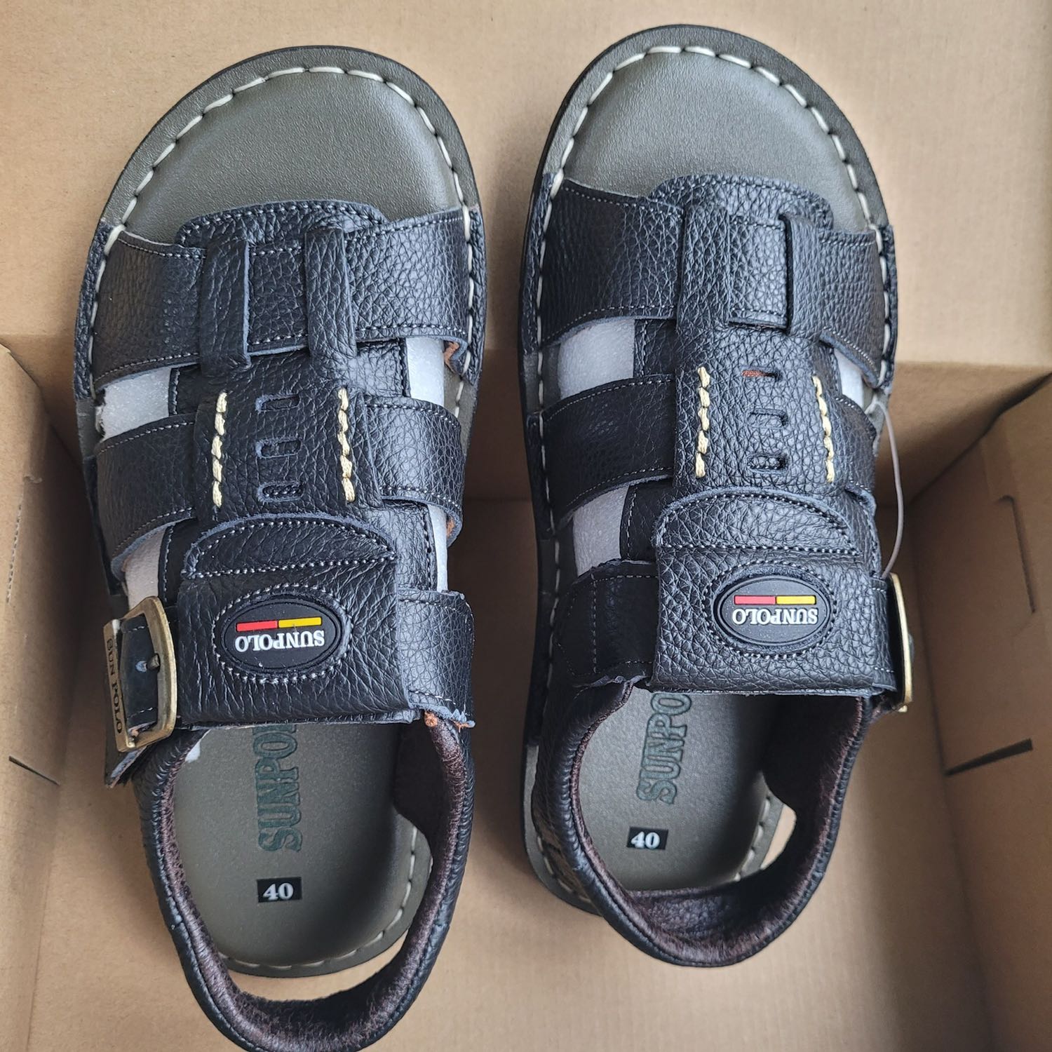 Shop tin cậy, da đẹp chắc đi rất êm. Chuẩn, sẽ ủng hộ tiếp 👍