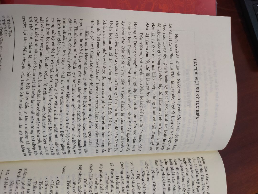 giao hàng nhanh chóng và đóng gói đẹp. Chất lượng giấy in khá tốt, nhưng có nhiều trang in mực mờ hơi các trang khác. mong nhà xuất bản xem lại mực in
