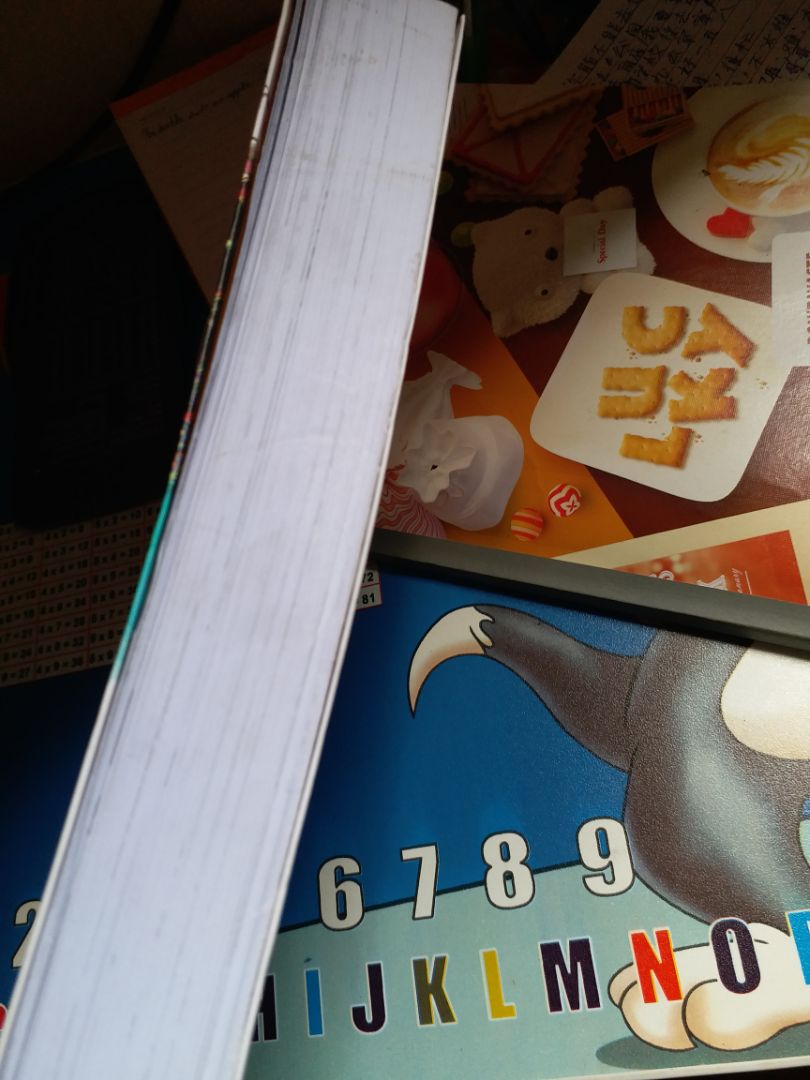 mới nhận sách, tiki giao cho mình sách cũ + trang sách rời ra khỏi sách