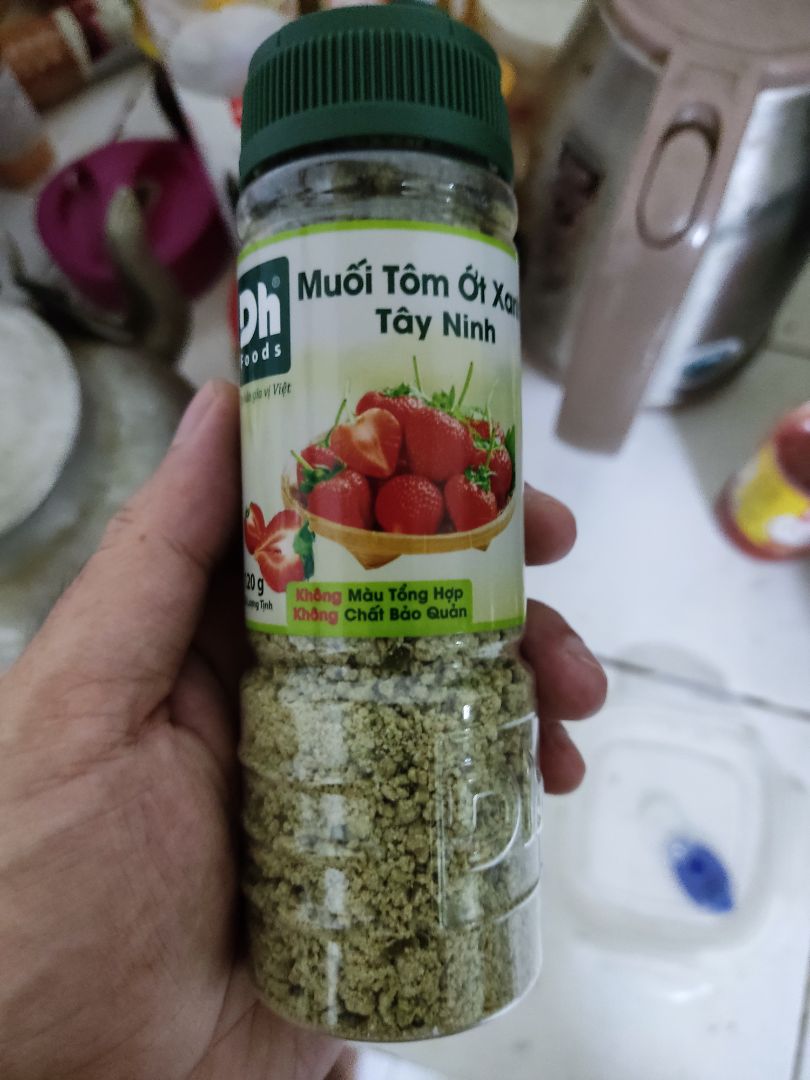 muối ngon lắm, chấm trái cây hay chấm thịt luộc là hết bài