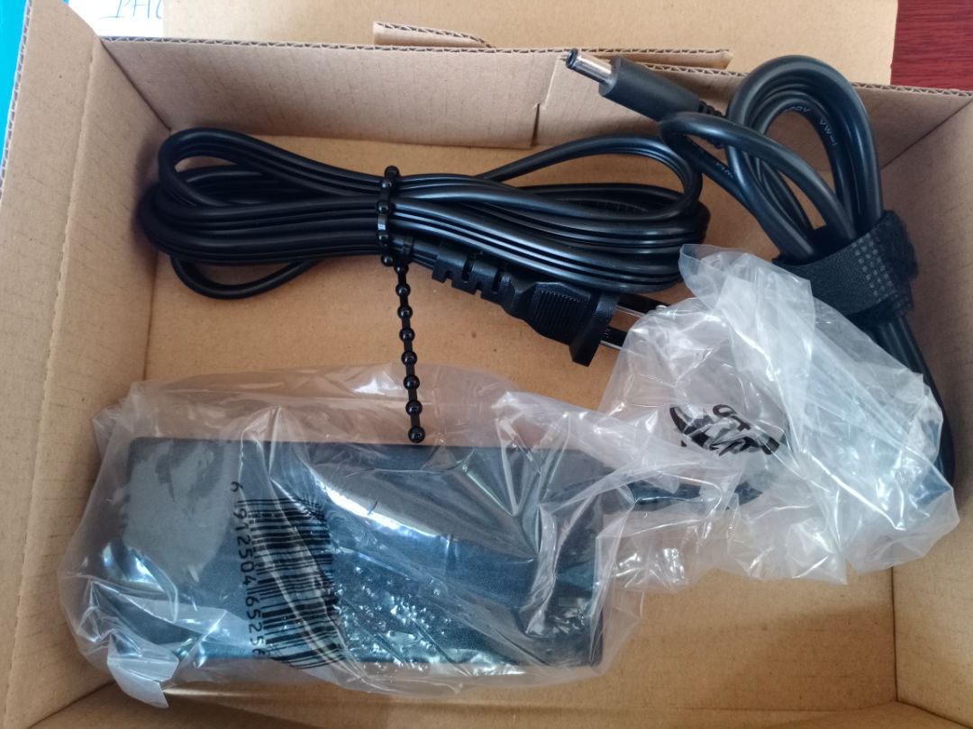 cực kì hài lòng về cách phản hồi đóng gói sp cẩn thận hay giao hàng nhưng shop giao nhầm adapter chui cắm nhỏ hơn máy mình thế là ko sử dụng đc mong tiki hỗ trợ mình trả lại hàng nhanh nha