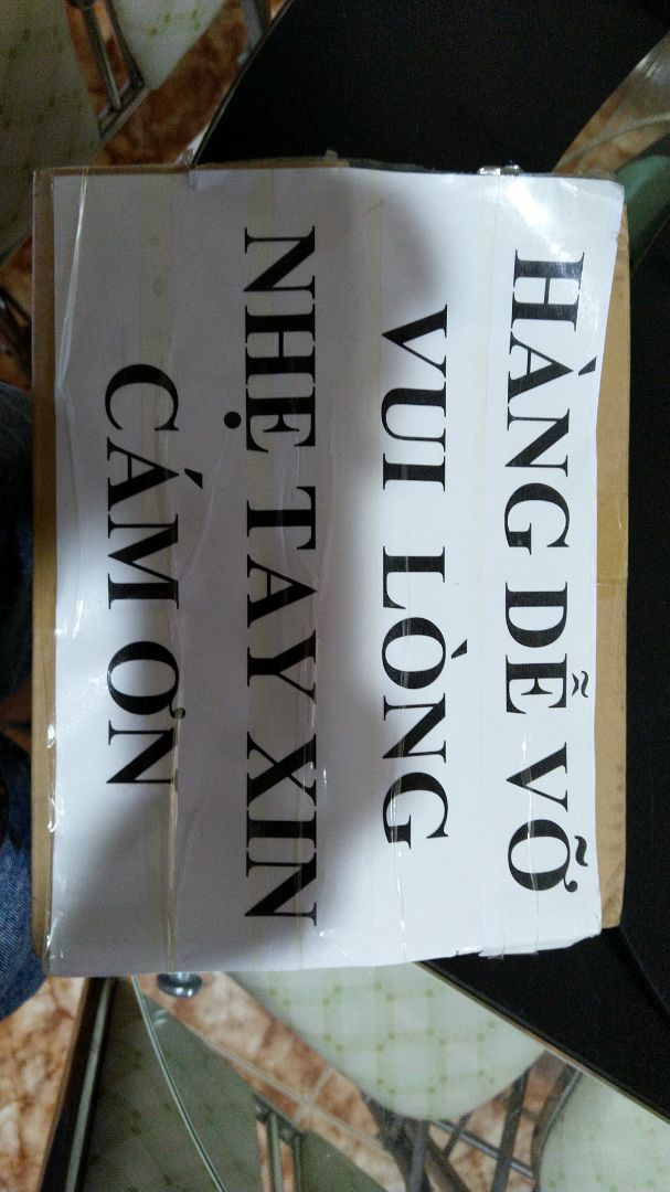 SP giống mô tả, mùi thơm và rửa tay rất sạch. SP có giá rất dễ chịu. Đóng gói rất cẩn thận, giao hàng nhanh.