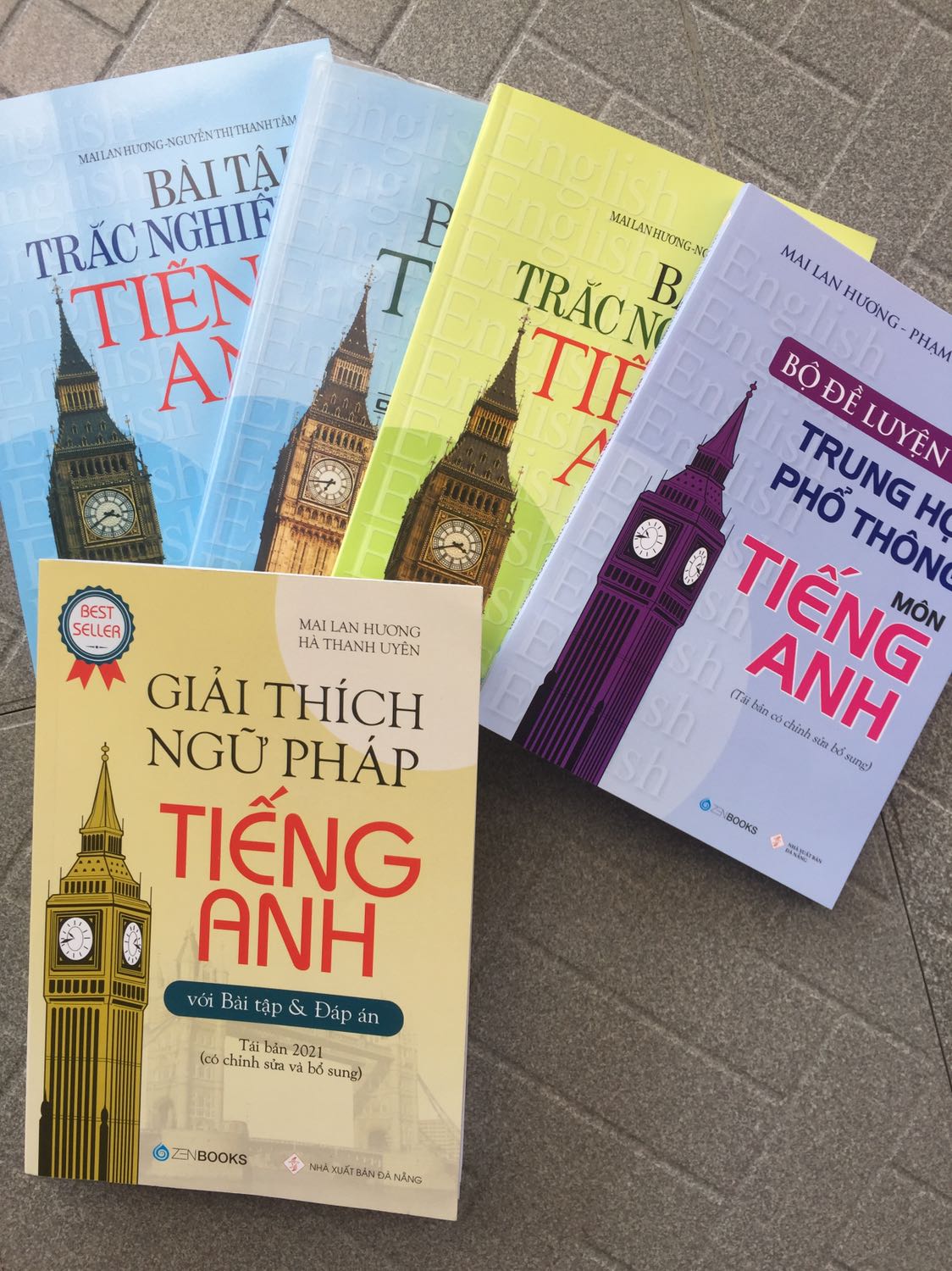 Sách nội dung hay kg phải bàn, giao hàng nhanh, shop tư vấn nhiệt tình