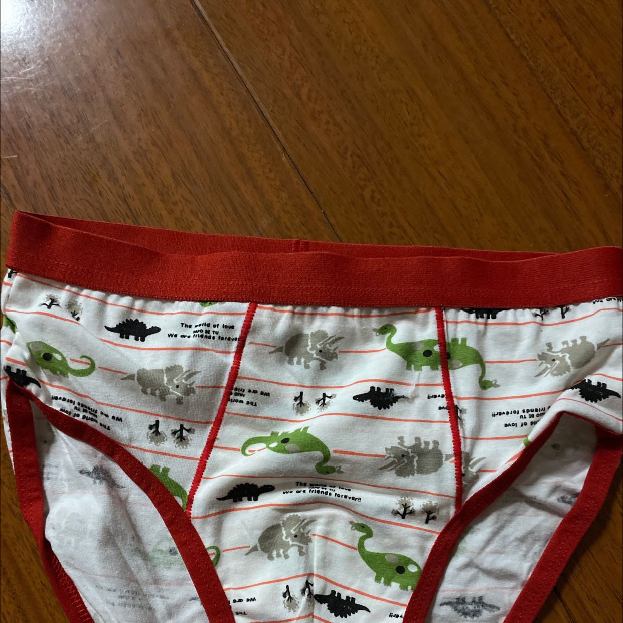 Đẹp, bé nhà mình mặc rất thick