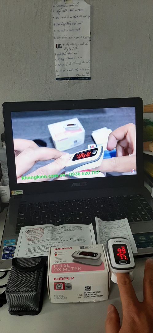 Sản phẩm đóng gói tối, hàng chính hãng nên xài rất ưng í. Giá hôm tôi mua là 475, hnay nó còn 425 sau 5 ngày. Nhọ vkl 😩 Giao hàng trong tp bình 24 tiếng thấy giao, đợt này 6 ngày lận, lâu *** đái 😆 Tiki giao đấy.