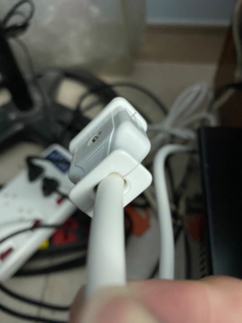 Dịch vụ:
- Đóng gói cẩn thận
- Giao hàng nhanh hơn dự kiến

Sản phẩm:
- Ổ dễ cắm
- Công tắc dễ bật
- Nhưng có vẻ ko phải là nguyên đai nguyên kiện của nhà sx, ví dụ như phích cắm (xem ảnh đính kèm)