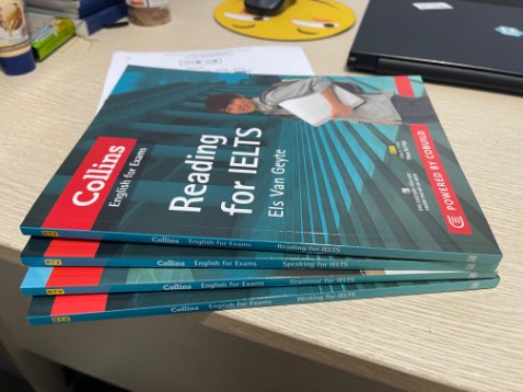 Chất lượng sách tốt nhưng không biết bỏ CD vào đâu để chạy =))