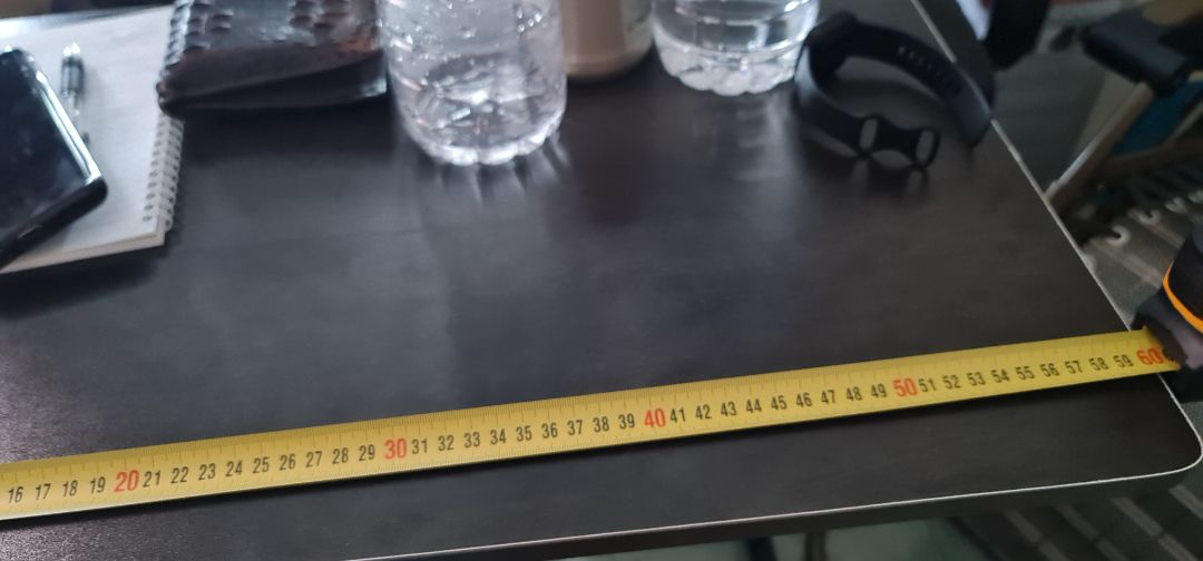 Hàng tốt, chắc chắn, số ghi trên thước rõ ràng. Chỉ có điều là loại 10m nên hơi to so với tay cầm.