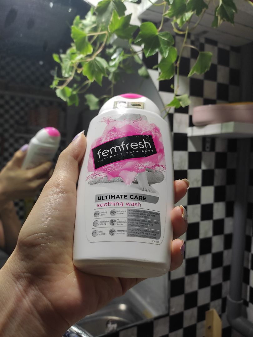 xài ổn, không có gì tệ hay quá xuất sắc. chai to ụ, chắc xài hết năm lun ;)))