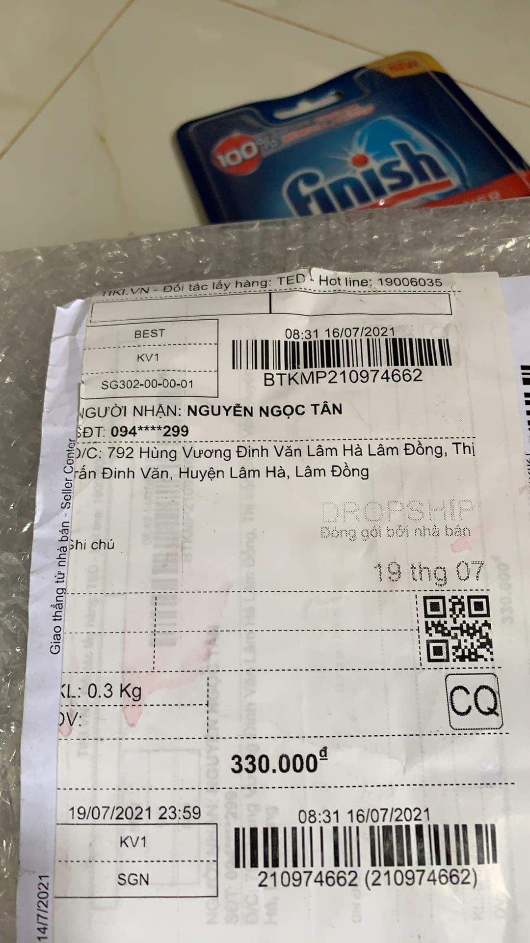 giao ko đúng sản phẩm đặt hàng như hình mà giao sai sản phẩm rất mất uy tín lần đầu tiên mua hàng trên tiki gặp phải trường hợp này đề nghị tiki có chế tài thích đáng