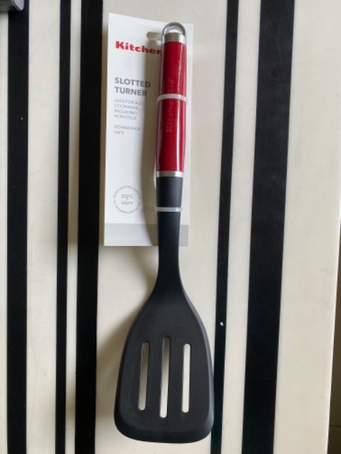 Sản phẩm rất đẹp! Cứng cáp! Đúng hàng chính hãng!