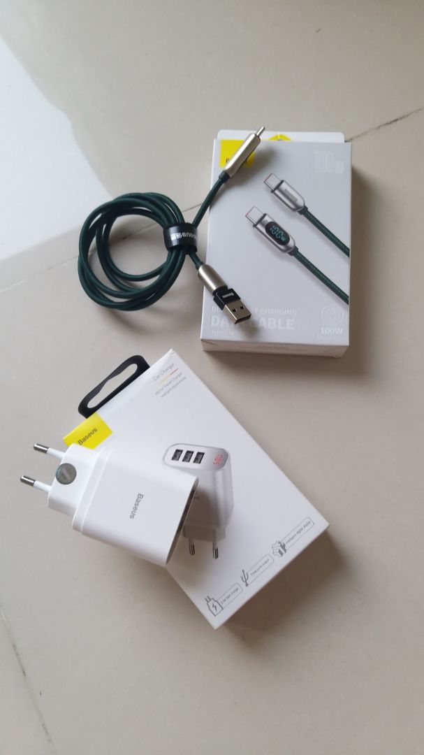 Mình mua chung với củ sạc. Củ sạc dùng rất ok. Còn cáp sạc mình mua nhầm đầu 2 đầu type C rồi 😔 Không dùng được. Mình mua thêm đầu chuyển đổi usb về sạc cũng không dùng được. Mình đổi trả cáp sạc 1 đầu usb 1 đầu type C được không shop ơi?