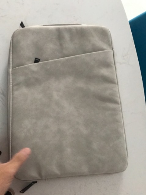 Túi dày , lót êm , form chắc chắn