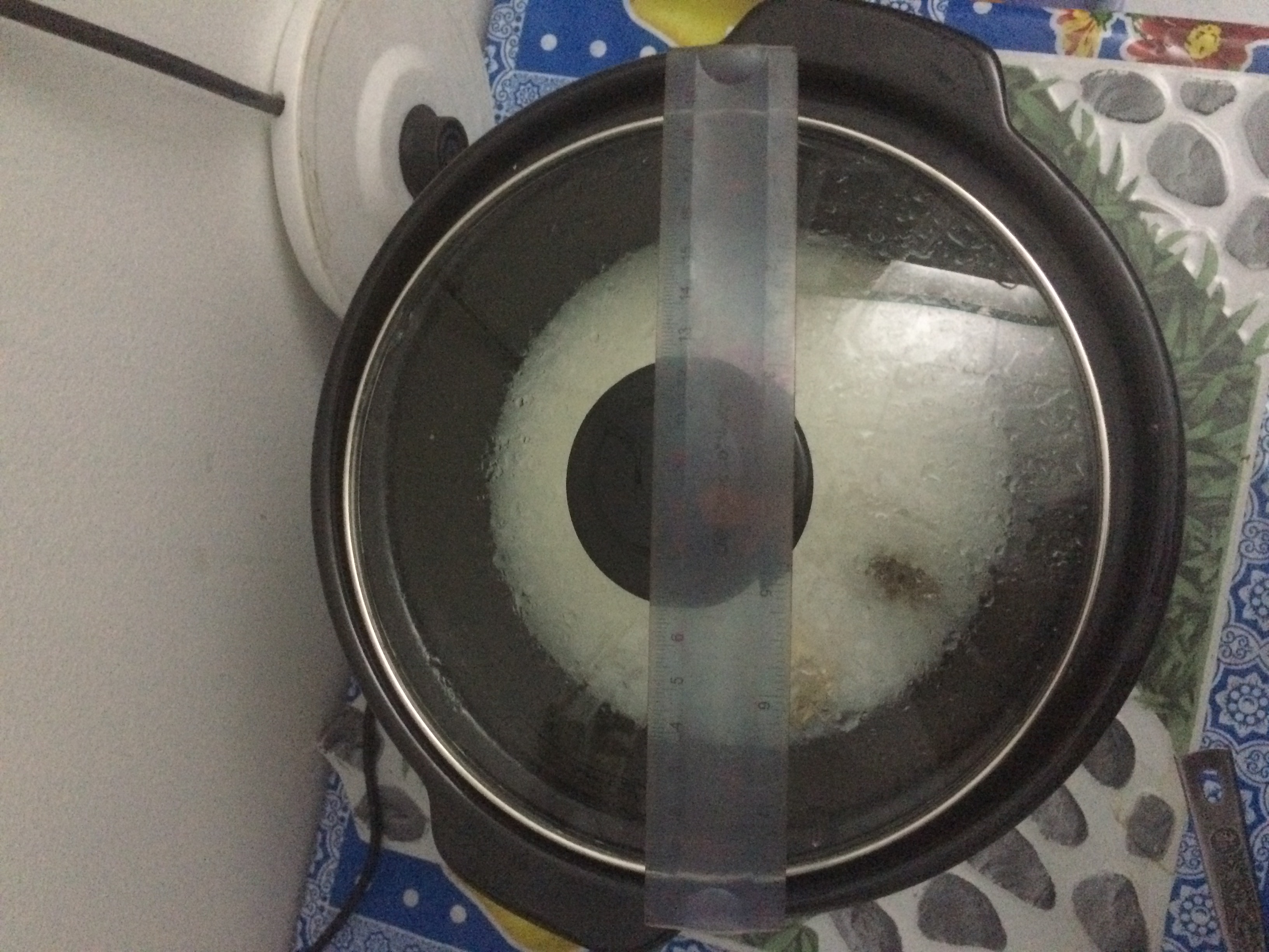 Nồi hầm thử thì ổn, cháo nhừ. Tuy nhiên không biết cách tính dung tích thế nào mà2,5l nhỏ xíu, không bằng cái nồi nấu cơm 1,8l của mình nữa