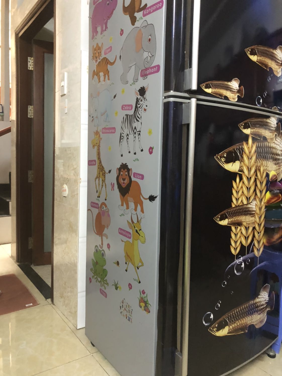 đẹp, hài lòng. dễ dán dễ tháo