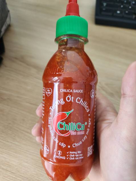 Tương ngon, đúng là sử dụng ớt tươi nên mùi vị rất thật. Sẽ ủng hộ shop mãi