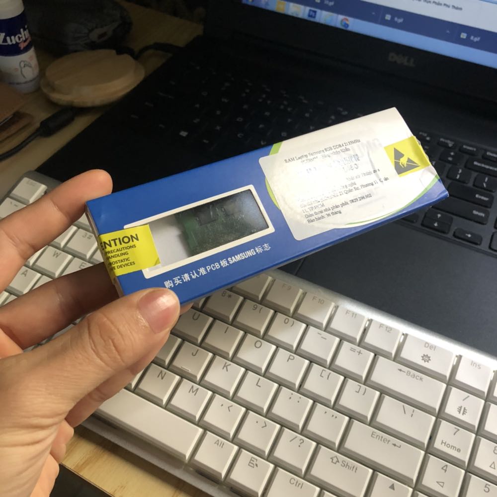 Sản phẩm tốt, nhìn chung được bảo quản và dán seal kỹ càng cẩn thận. Mua về đúng lúc lap hỏng nên chưa thử lắp ngay được. Đợi sử dụng sẽ đánh giá thêm