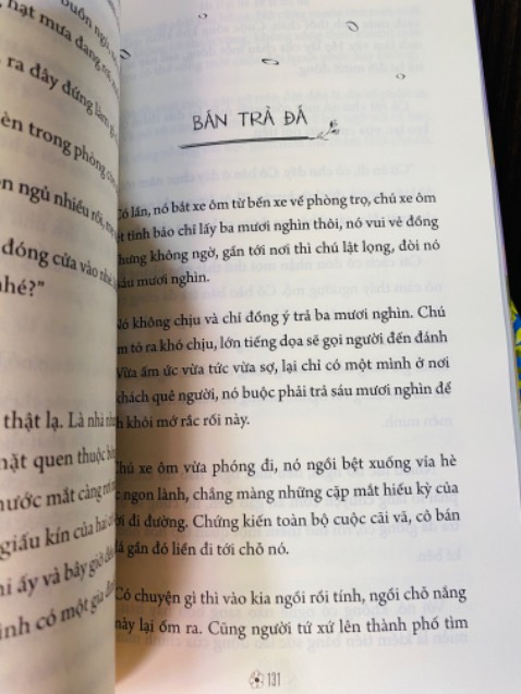 Truyện ngắn, tản văn 2-3 trang, dễ đọc