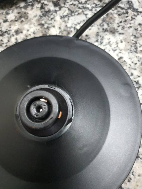 Khá buồn vì ncc đóng hàng không kiểm tra.
Bị lỗi đế khi đặt bình đun lên đế bị cập kênh , khi đun rất nguy hiểm.
Tiki đã thu hồi và đợi đổi sp khác. Mong là được giải quyết sớm.
Hy vọng lần sau tiki kiểm tra kỹ trước khi gửi hàng.