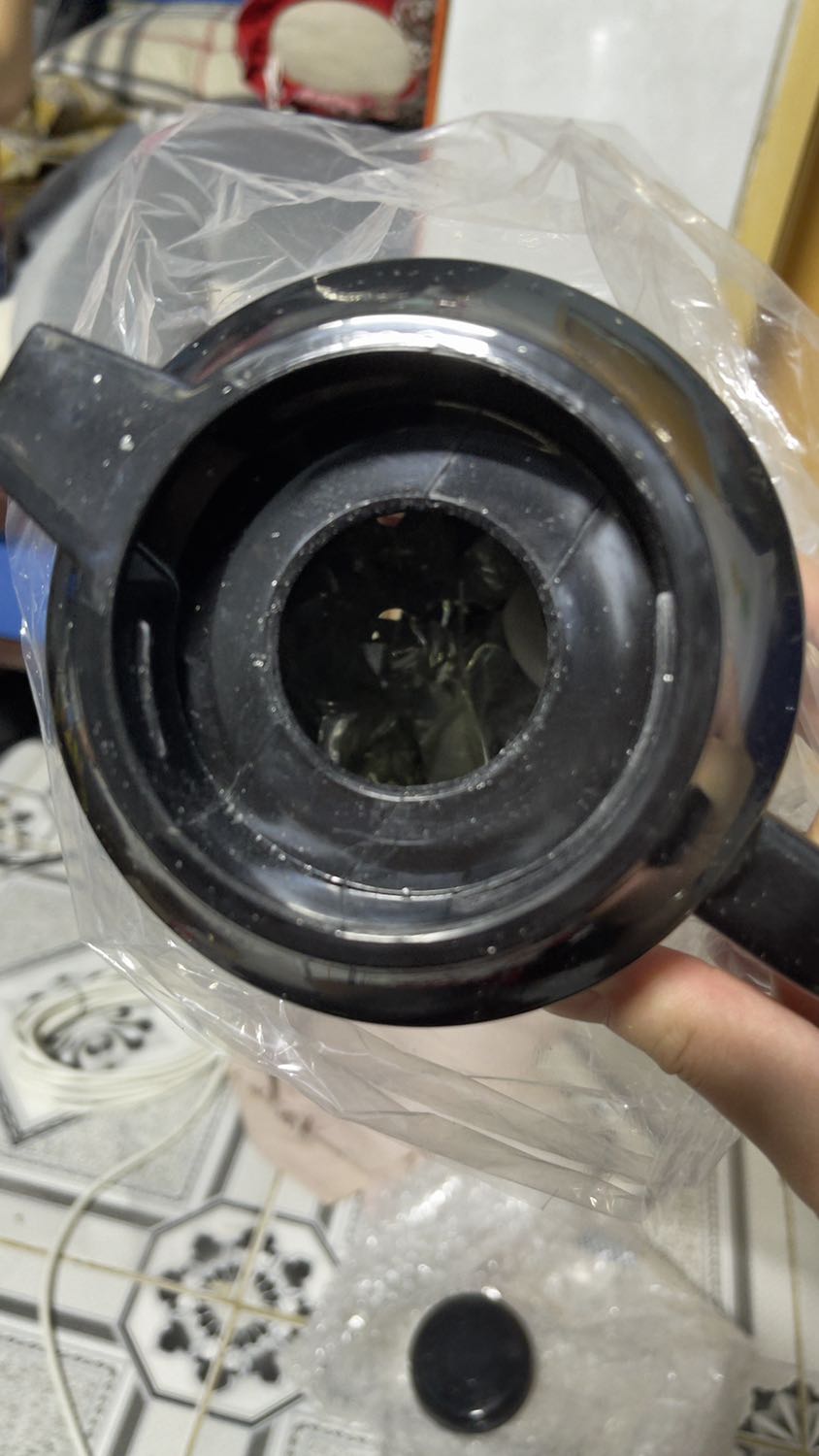 Hàng đóng gói quá sơ sài, dẫn đến vỡ, không thể sử dụng được.
Đã được shop hỗ trợ đổi hàng mới. Nhưng chất lượng hoàn thiện hàng k tốt. Tiền nào của nấy