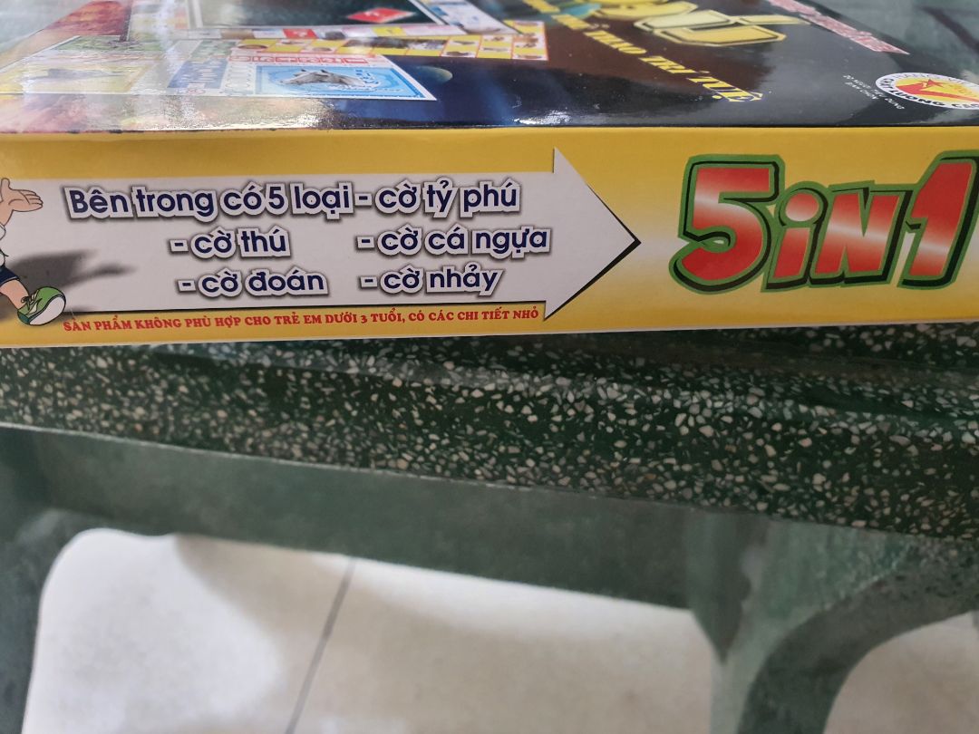 Mùa dịch mua bộ cờ chơi để xả stress. Có nhiều loại cờ để chơi.
