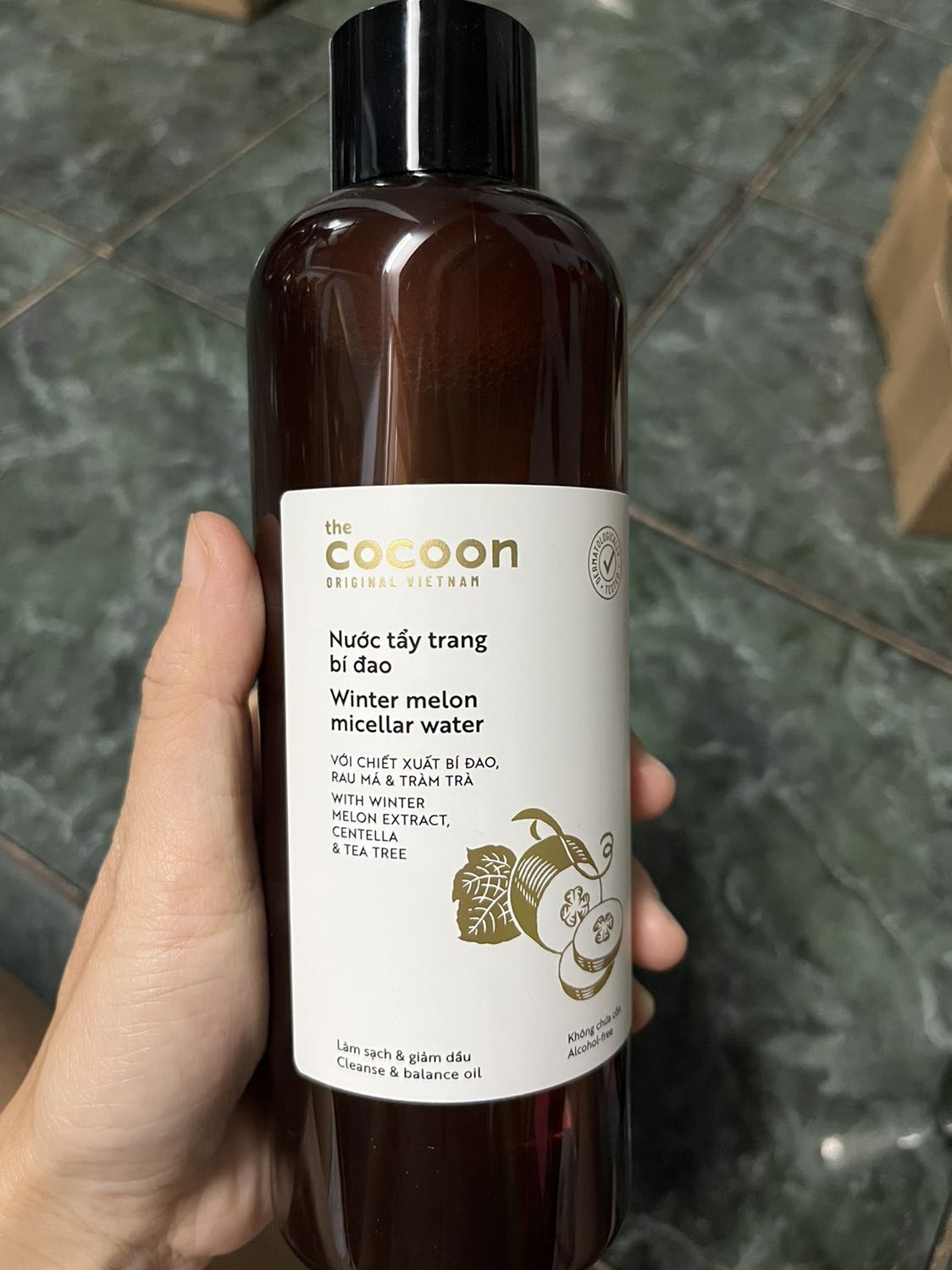 Đây là chai tẩy trang thứ 2 của Cocoon mà mình xài. Dùng thấy ok mà lại rất thích vì nó là sp thuần chay Đây là chai tẩy trang thứ 2 của Cocoon mà mình xài. Dùng thấy ok mà lại rất thích vì nó là sp thuần chay